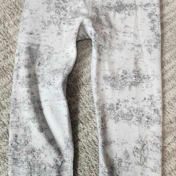 Athleta girls High Rise Textured Chit Chat Tight Leggings gray size M/8-10 - Picture 5 of 12